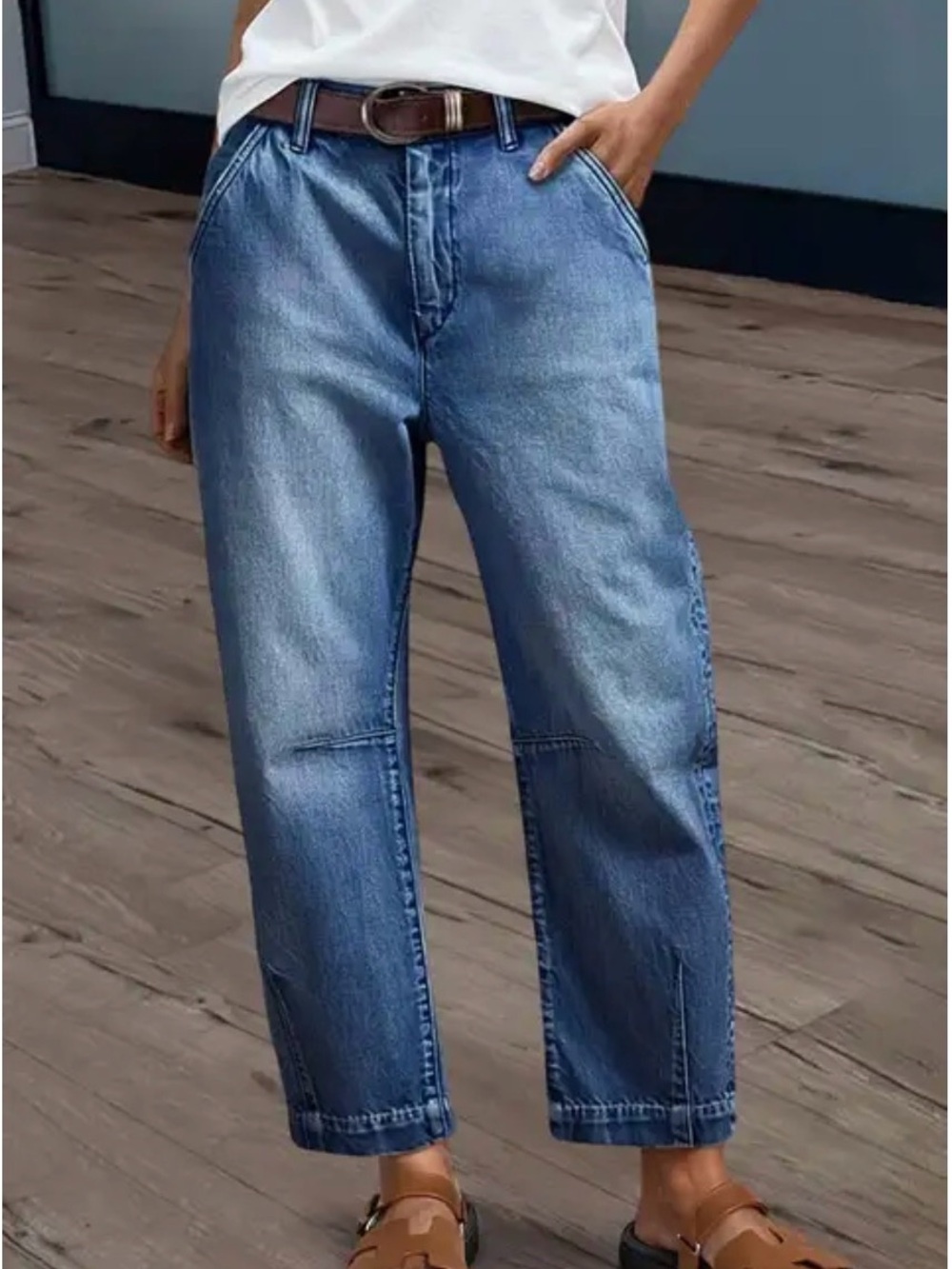 Flamingals Wash Stitch Detail Mid Rise Barrel Leg Crop Women’s Jeans -Medium